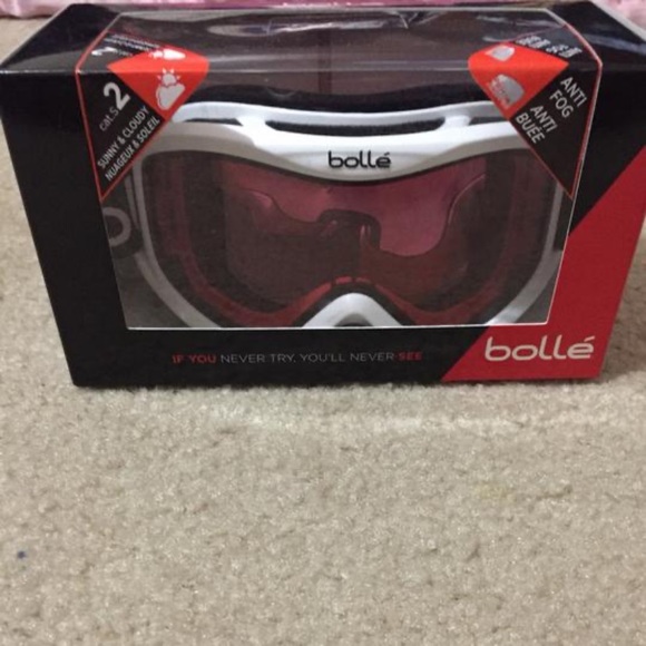 Bollé ski goggles - Picture 3 of 6